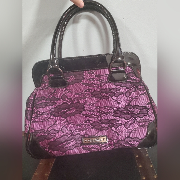 Bride of Frankenstein purple lace tote - Picture 3 of 7